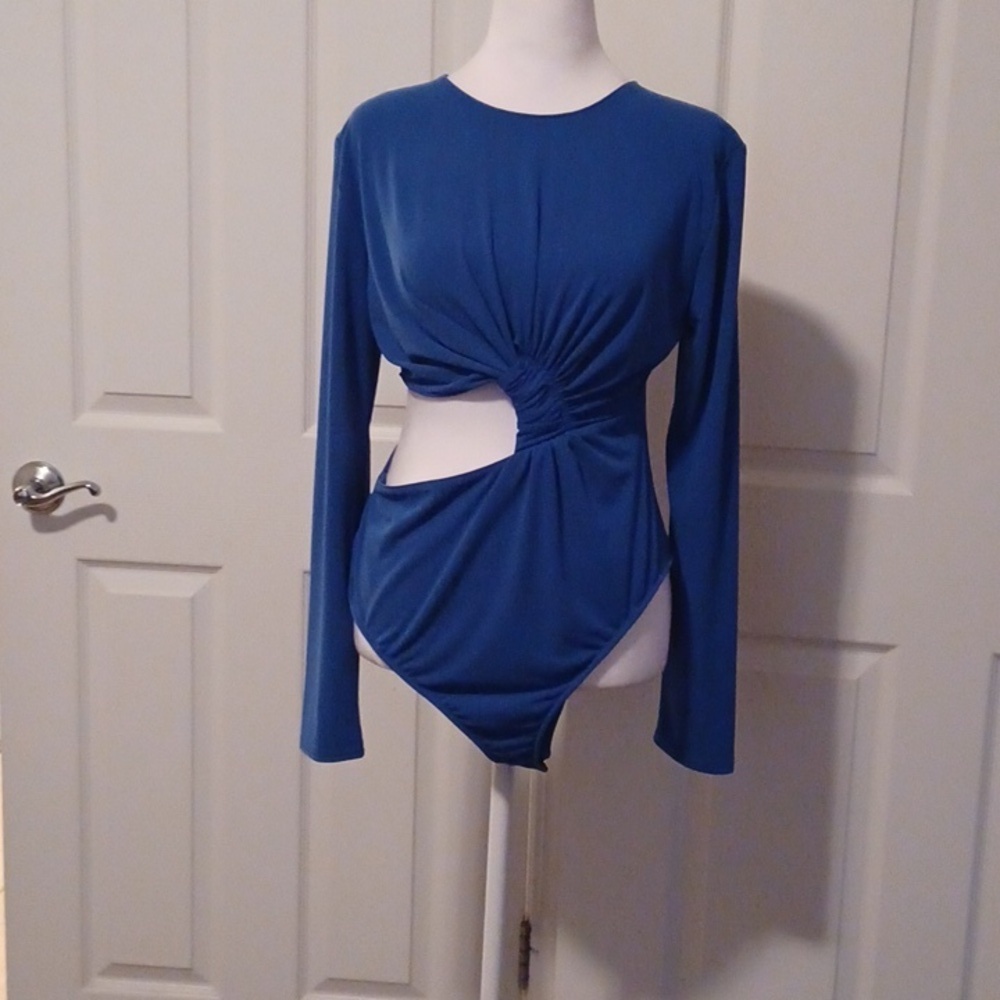 < ZARA Women's Vibrant Twist Bodysuit Size Large